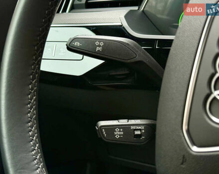 Красный Ауди E-Tron, объемом двигателя 0 л и пробегом 37 тыс. км за 49500 $, фото 91 на Automoto.ua