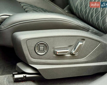 Красный Ауди E-Tron, объемом двигателя 0 л и пробегом 37 тыс. км за 49500 $, фото 41 на Automoto.ua