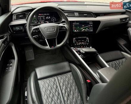 Красный Ауди E-Tron, объемом двигателя 0 л и пробегом 37 тыс. км за 49500 $, фото 50 на Automoto.ua