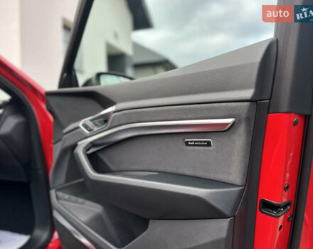 Ауди E-Tron 2022 в Луцке на Automoto.ua Красный Ауди E-Tron, объемом двигателя 0 л и пробегом 36 тыс. км за 48499 $, фото 87 на Automoto.ua