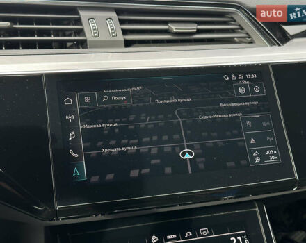 Красный Ауди E-Tron, объемом двигателя 0 л и пробегом 36 тыс. км за 48499 $, фото 69 на Automoto.ua