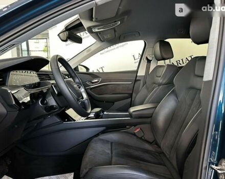 Ауди E-Tron, объемом двигателя 0 л и пробегом 39 тыс. км за 47500 $, фото 11 на Automoto.ua