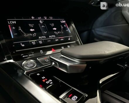 Ауди E-Tron, объемом двигателя 0 л и пробегом 39 тыс. км за 47500 $, фото 25 на Automoto.ua