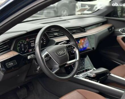 Ауди E-Tron, объемом двигателя 0 л и пробегом 48 тыс. км за 55900 $, фото 23 на Automoto.ua