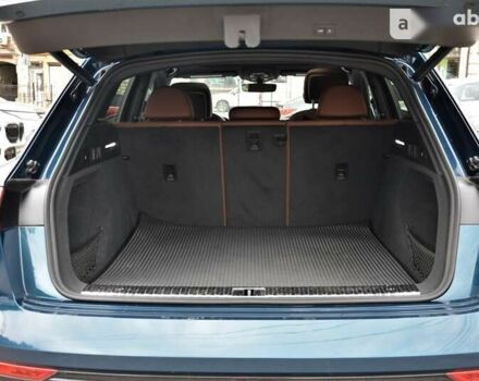 Ауди E-Tron, объемом двигателя 0 л и пробегом 48 тыс. км за 55900 $, фото 17 на Automoto.ua