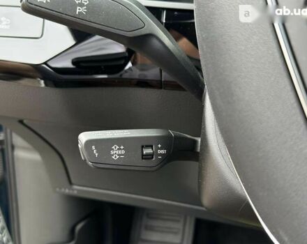 Ауди E-Tron, объемом двигателя 0 л и пробегом 48 тыс. км за 55900 $, фото 25 на Automoto.ua