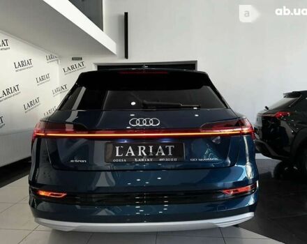 Ауди E-Tron, объемом двигателя 0 л и пробегом 39 тыс. км за 47500 $, фото 4 на Automoto.ua