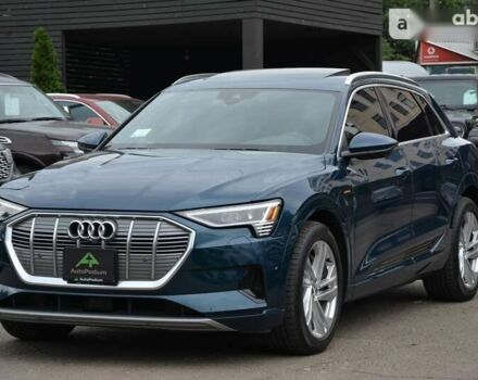 Ауди E-Tron, объемом двигателя 0 л и пробегом 48 тыс. км за 55900 $, фото 5 на Automoto.ua