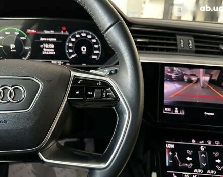 Ауди E-Tron, объемом двигателя 0 л и пробегом 39 тыс. км за 47500 $, фото 18 на Automoto.ua