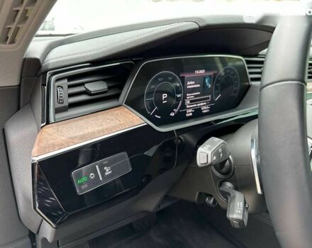 Ауді E-Tron, об'ємом двигуна 0 л та пробігом 5 тис. км за 65000 $, фото 27 на Automoto.ua