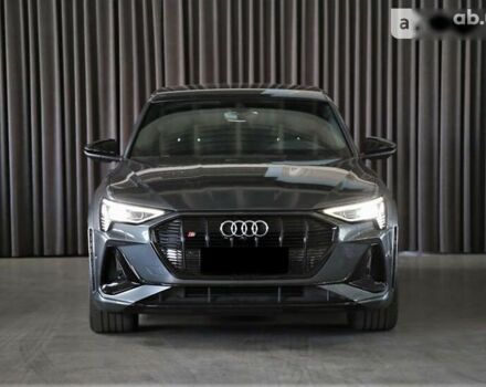 Ауди E-Tron, объемом двигателя 0 л и пробегом 42 тыс. км за 89000 $, фото 1 на Automoto.ua