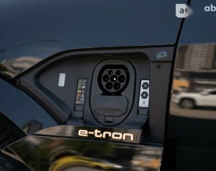 Ауди E-Tron, объемом двигателя 0 л и пробегом 4 тыс. км за 65000 $, фото 10 на Automoto.ua