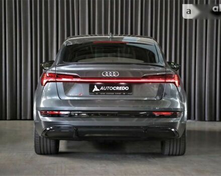 Ауди E-Tron, объемом двигателя 0 л и пробегом 42 тыс. км за 89000 $, фото 5 на Automoto.ua