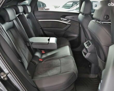 Ауди E-Tron, объемом двигателя 0 л и пробегом 42 тыс. км за 89000 $, фото 10 на Automoto.ua