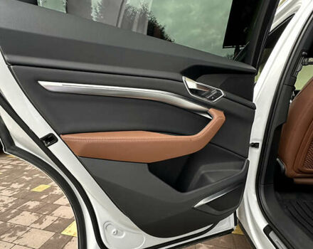 Ауді E-Tron, об'ємом двигуна 0 л та пробігом 46 тис. км за 33500 $, фото 35 на Automoto.ua