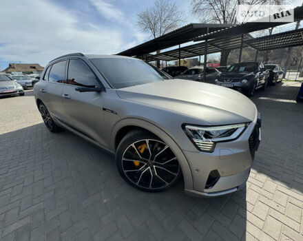 Ауді E-Tron, об'ємом двигуна 0 л та пробігом 129 тис. км за 45500 $, фото 10 на Automoto.ua