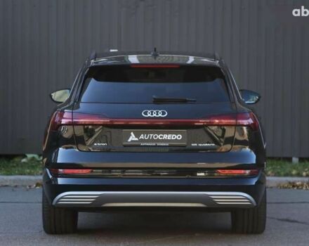 Ауди E-Tron, объемом двигателя 0 л и пробегом 140 тыс. км за 31900 $, фото 5 на Automoto.ua