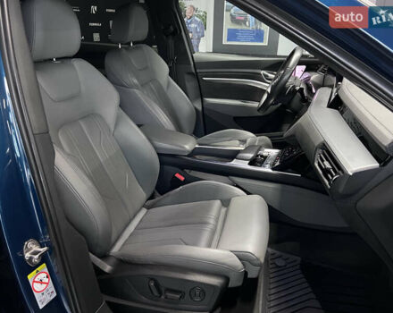 Ауди E-Tron, объемом двигателя 0 л и пробегом 299 тыс. км за 23490 $, фото 65 на Automoto.ua