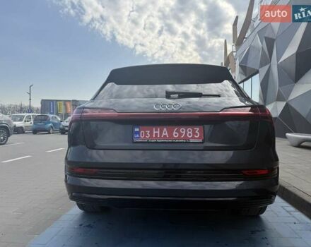 Ауди E-Tron, объемом двигателя 0 л и пробегом 106 тыс. км за 29900 $, фото 11 на Automoto.ua