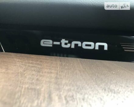 Ауди E-Tron, объемом двигателя 0 л и пробегом 23 тыс. км за 41900 $, фото 34 на Automoto.ua