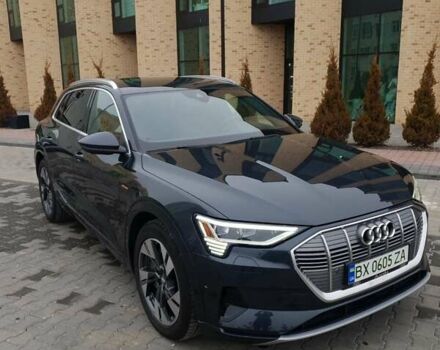 Ауди E-Tron, объемом двигателя 0 л и пробегом 15 тыс. км за 47200 $, фото 4 на Automoto.ua