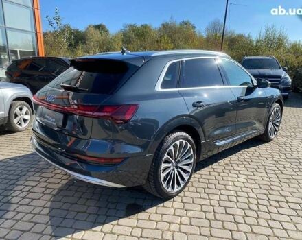 Ауди E-Tron, объемом двигателя 0 л и пробегом 66 тыс. км за 32900 $, фото 6 на Automoto.ua