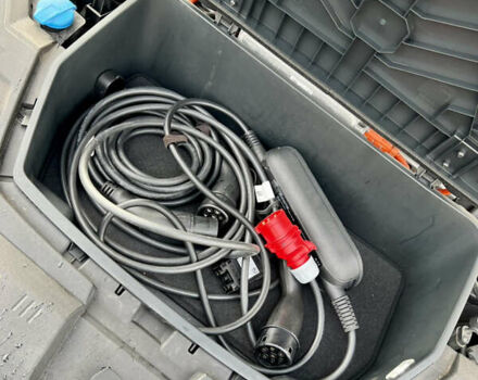 Ауди E-Tron, объемом двигателя 0 л и пробегом 67 тыс. км за 34999 $, фото 6 на Automoto.ua