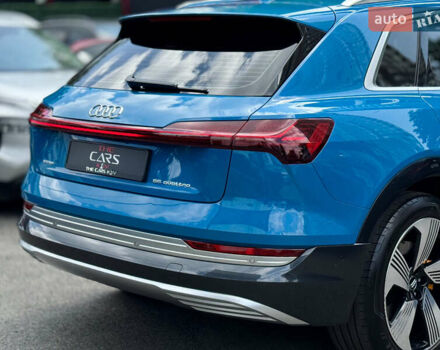 Ауди E-Tron, объемом двигателя 0 л и пробегом 33 тыс. км за 46000 $, фото 10 на Automoto.ua