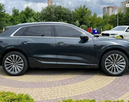Ауди E-Tron, объемом двигателя 0 л и пробегом 94 тыс. км за 30590 $, фото 7 на Automoto.ua