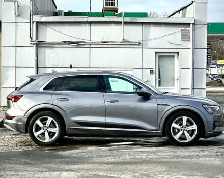 Ауди E-Tron, объемом двигателя 0 л и пробегом 67 тыс. км за 34999 $, фото 13 на Automoto.ua