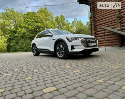 Ауди E-Tron, объемом двигателя 0 л и пробегом 62 тыс. км за 25300 $, фото 32 на Automoto.ua