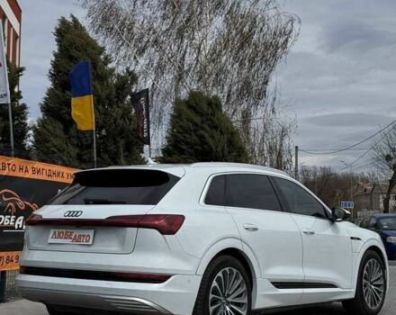 Ауди E-Tron, объемом двигателя 0 л и пробегом 61 тыс. км за 33700 $, фото 6 на Automoto.ua