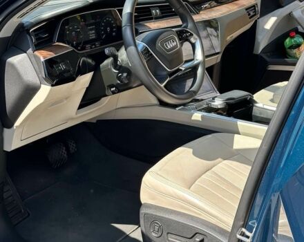 Ауди E-Tron, объемом двигателя 0 л и пробегом 55 тыс. км за 32500 $, фото 10 на Automoto.ua