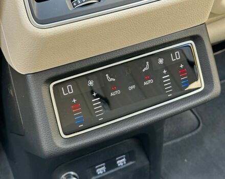 Ауди E-Tron, объемом двигателя 0 л и пробегом 55 тыс. км за 32500 $, фото 11 на Automoto.ua