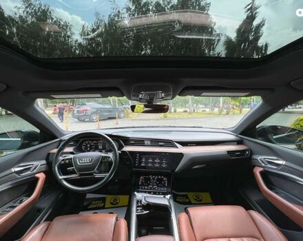 Ауди E-Tron, объемом двигателя 0 л и пробегом 94 тыс. км за 30590 $, фото 16 на Automoto.ua