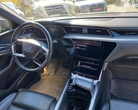 Ауди E-Tron, объемом двигателя 0 л и пробегом 81 тыс. км за 34950 $, фото 11 на Automoto.ua