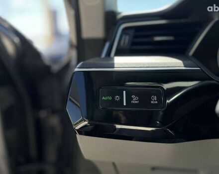 Ауди E-Tron, объемом двигателя 0 л и пробегом 174 тыс. км за 29200 $, фото 27 на Automoto.ua