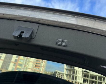 Ауди E-Tron, объемом двигателя 0 л и пробегом 67 тыс. км за 34999 $, фото 35 на Automoto.ua