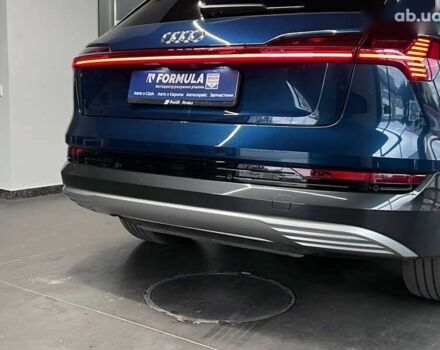 Ауди E-Tron, объемом двигателя 0 л и пробегом 299 тыс. км за 23990 $, фото 24 на Automoto.ua