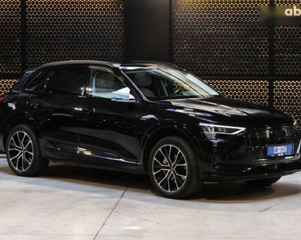 Ауди E-Tron, объемом двигателя 0 л и пробегом 133 тыс. км за 28200 $, фото 4 на Automoto.ua