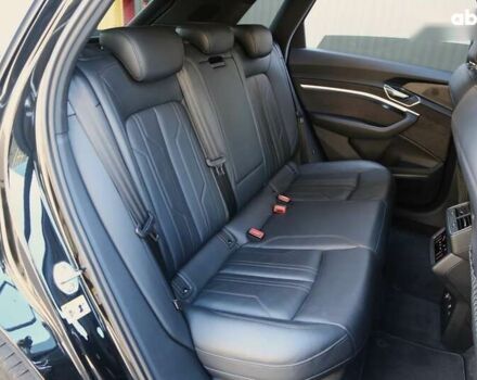 Ауди E-Tron, объемом двигателя 0 л и пробегом 140 тыс. км за 31900 $, фото 9 на Automoto.ua