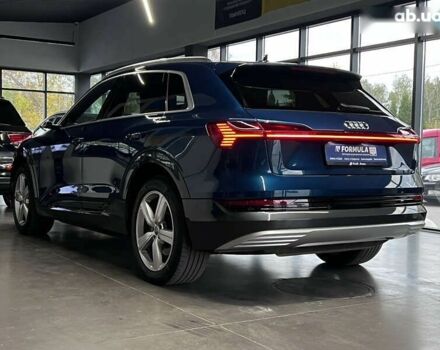 Ауди E-Tron, объемом двигателя 0 л и пробегом 299 тыс. км за 23990 $, фото 17 на Automoto.ua