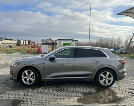 Ауди E-Tron, объемом двигателя 0 л и пробегом 67 тыс. км за 34999 $, фото 22 на Automoto.ua