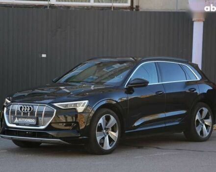 Ауди E-Tron, объемом двигателя 0 л и пробегом 140 тыс. км за 31900 $, фото 2 на Automoto.ua