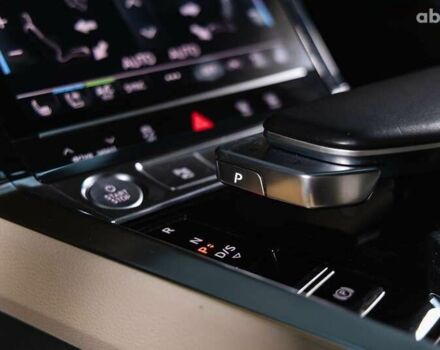 Ауди E-Tron, объемом двигателя 0 л и пробегом 133 тыс. км за 28200 $, фото 29 на Automoto.ua