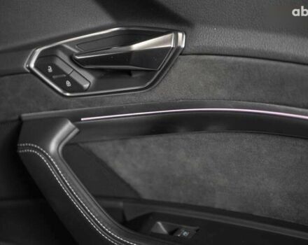 Ауді E-Tron, об'ємом двигуна 0 л та пробігом 61 тис. км за 39900 $, фото 24 на Automoto.ua