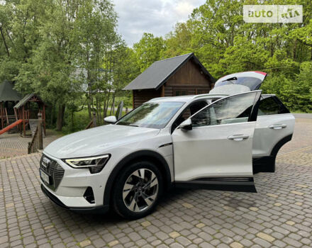 Ауді E-Tron, об'ємом двигуна 0 л та пробігом 62 тис. км за 32700 $, фото 84 на Automoto.ua