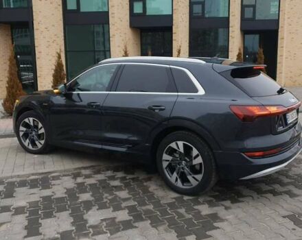 Ауди E-Tron, объемом двигателя 0 л и пробегом 15 тыс. км за 47200 $, фото 15 на Automoto.ua