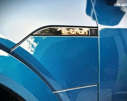 Ауди E-Tron, объемом двигателя 0 л и пробегом 77 тыс. км за 27500 $, фото 9 на Automoto.ua