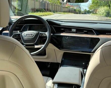 Ауди E-Tron, объемом двигателя 0 л и пробегом 55 тыс. км за 32500 $, фото 18 на Automoto.ua